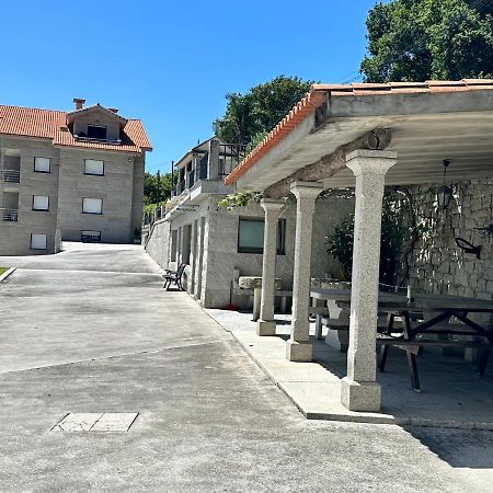 Apartamentos Canada Raxo Bagian luar foto