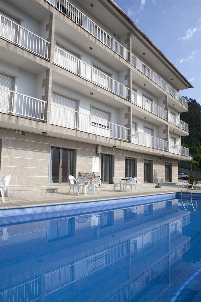 Apartamentos Canada Raxo Bagian luar foto